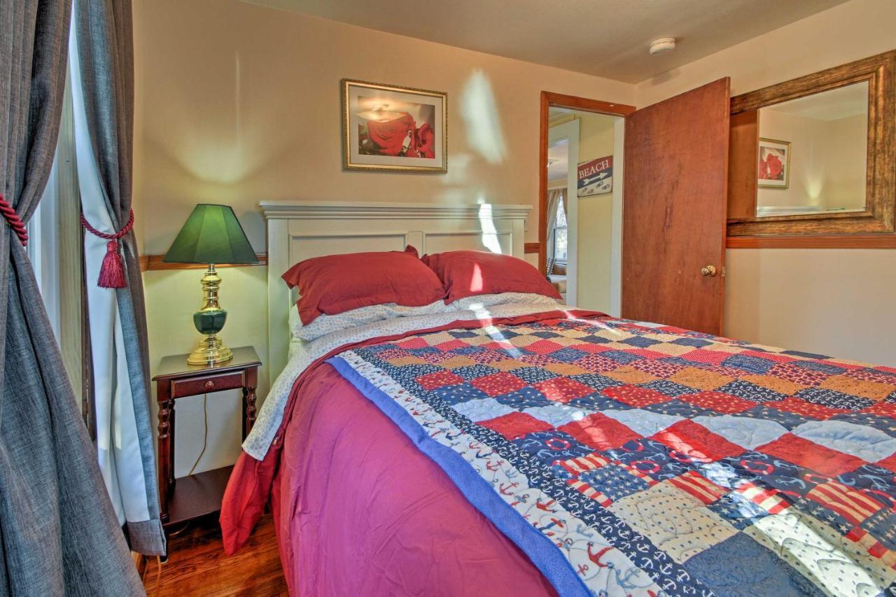 Cozy Buzzards Bay Home Steps To Cape Cod Canal! Bourne Esterno foto